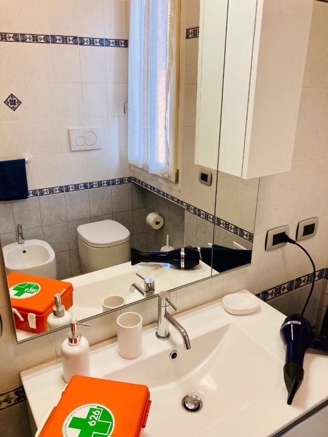 Apartament Tuliphouse Da Davide Bolonia Zewnętrze zdjęcie