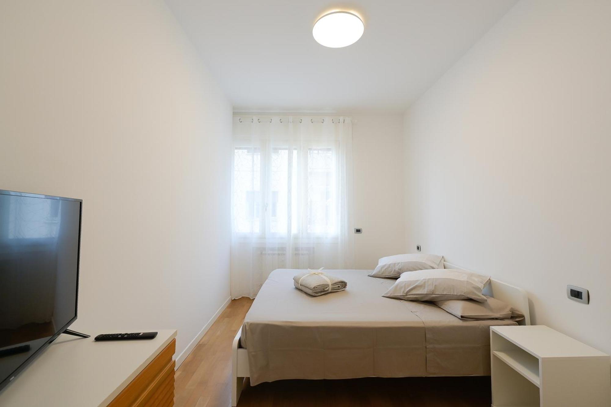 Apartament Tuliphouse Da Davide Bolonia Zewnętrze zdjęcie