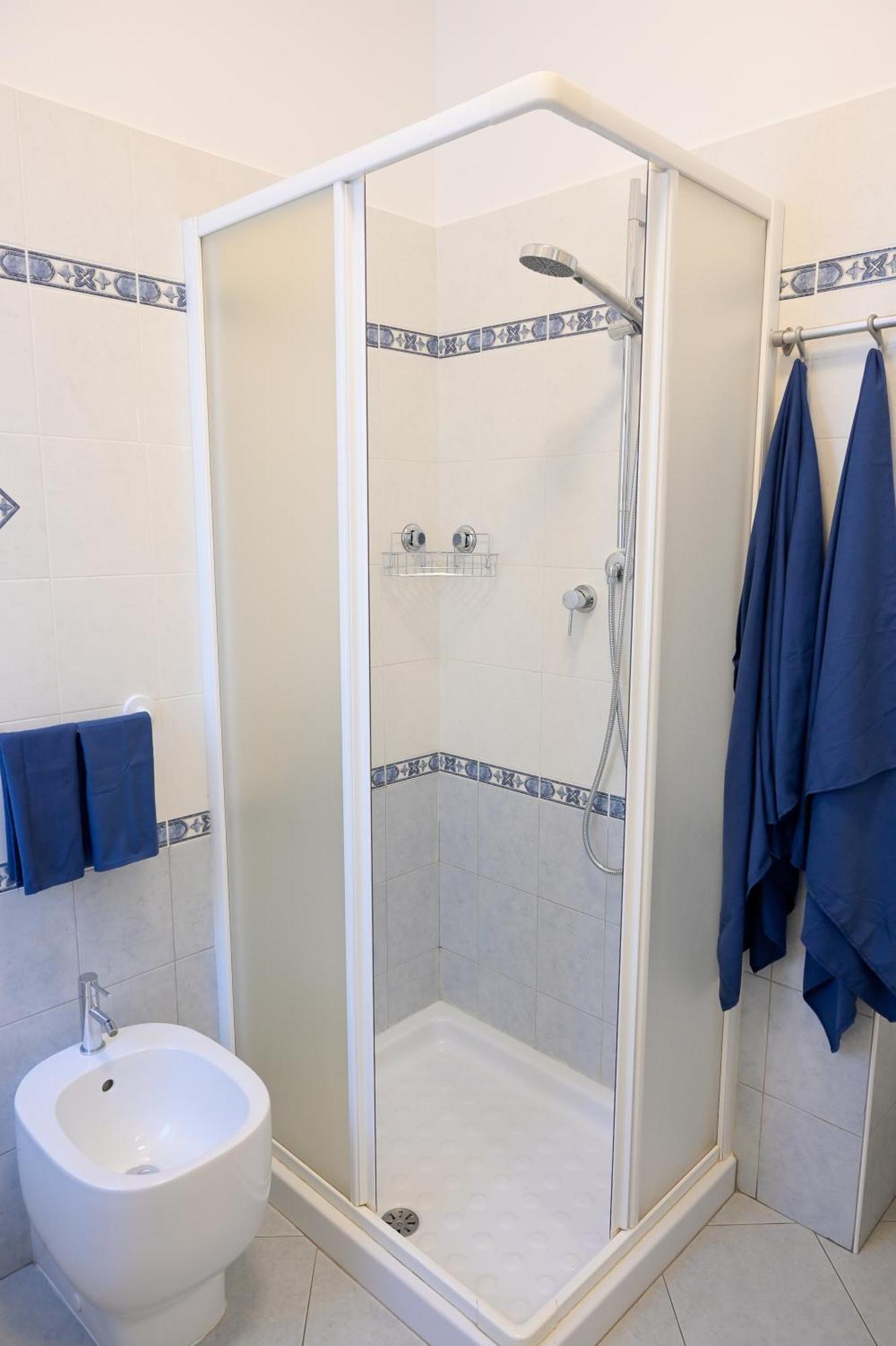 Apartament Tuliphouse Da Davide Bolonia Zewnętrze zdjęcie